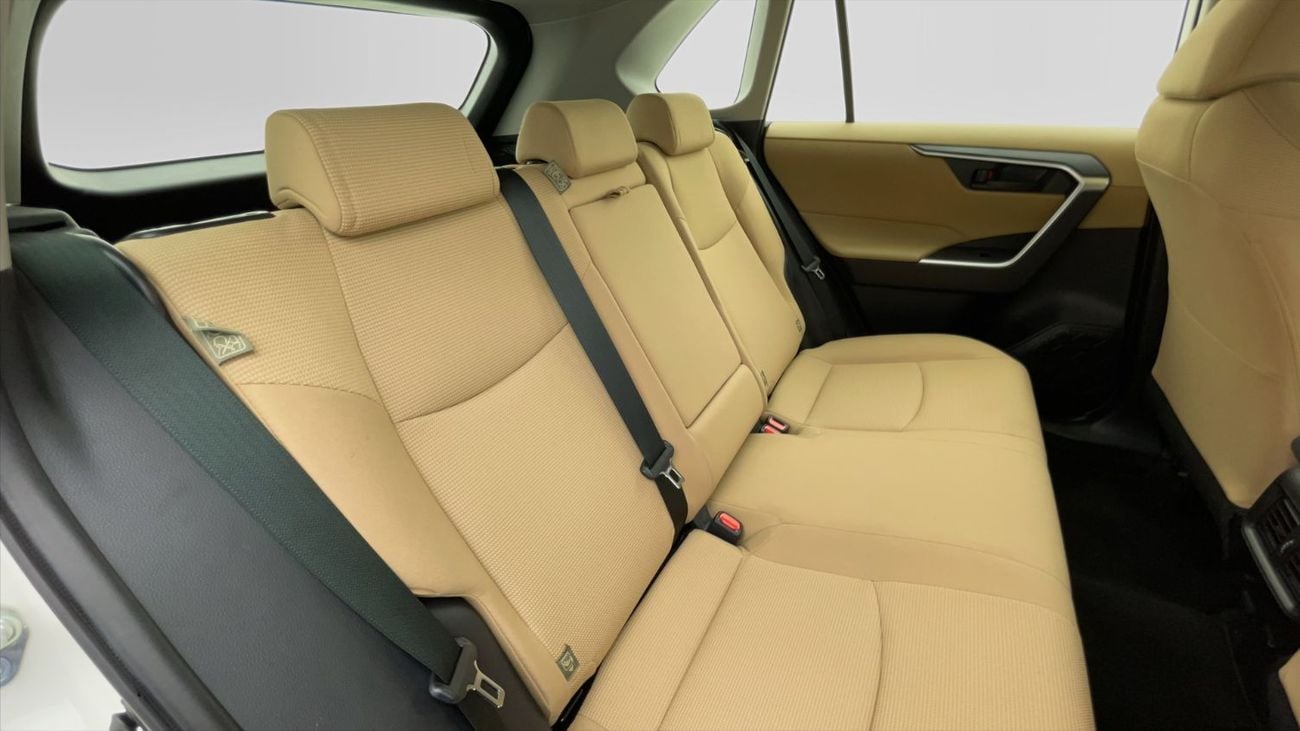 تويوتا راف ٤ 2.5L 2022 | 0 DP | 1237/Month | 30 Day Return | Service History