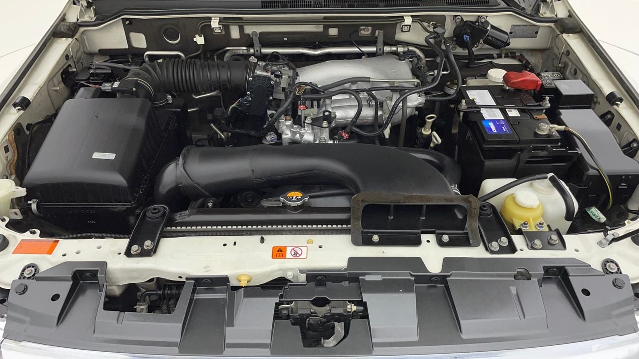 Mitsubishi Pajero GLS BASE 3.5 | Zero Down Payment | Free Home Test Drive