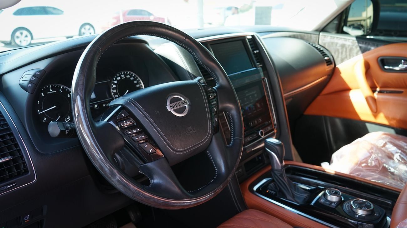 Nissan Patrol PLATINUM V8