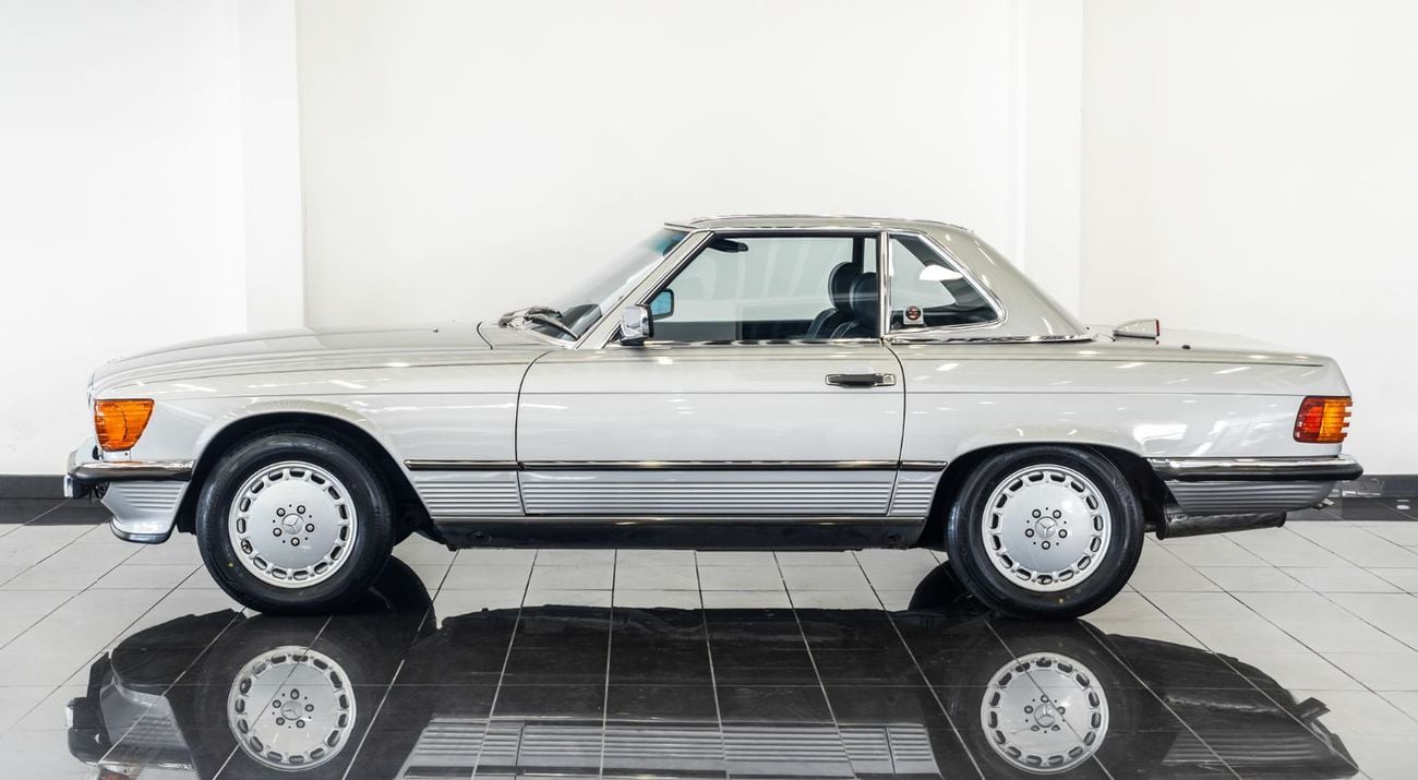 مرسيدس بنز SL 560