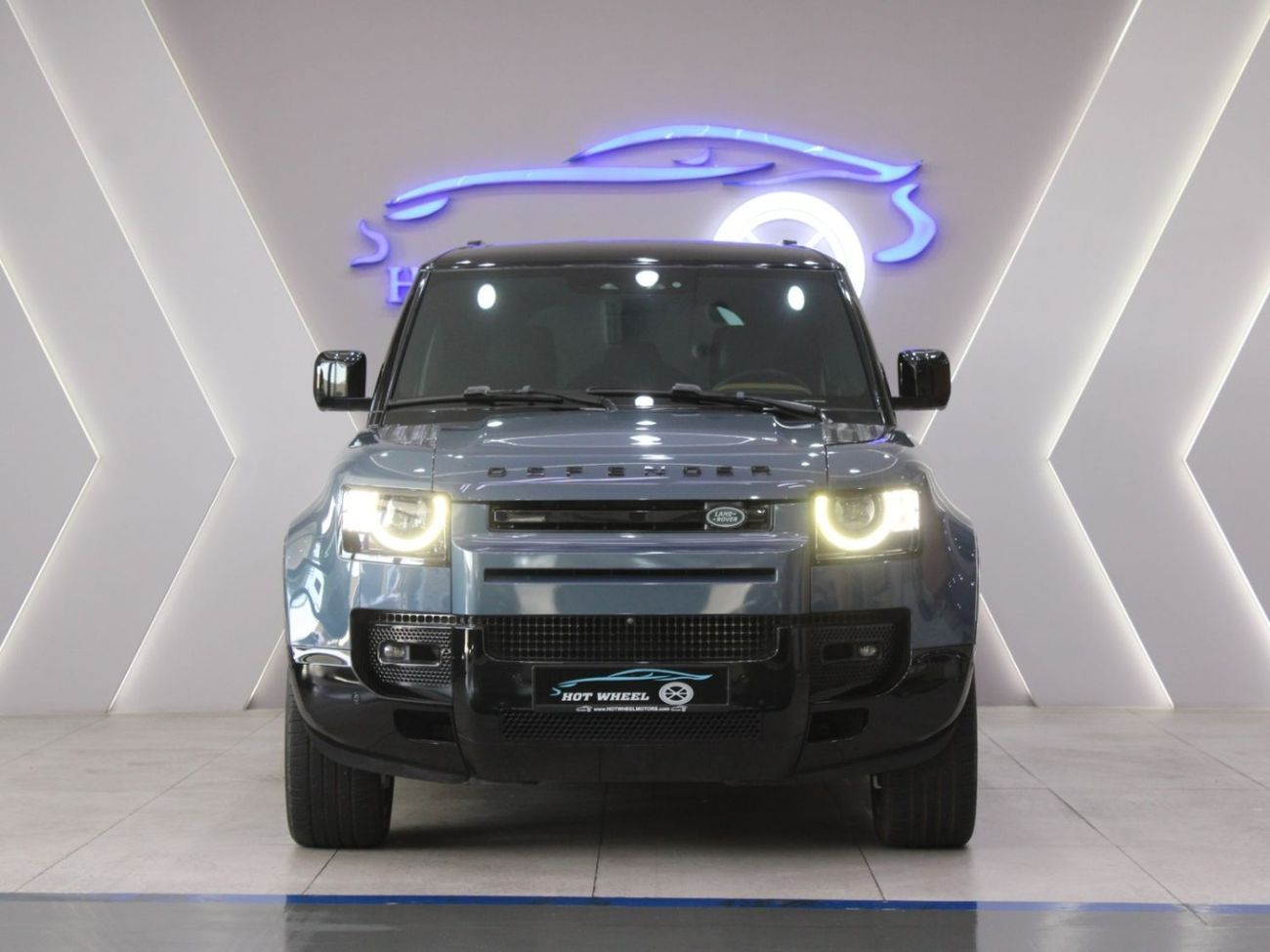 Land Rover Defender 2022 - Land Rover Defender | V6 | GCC specs