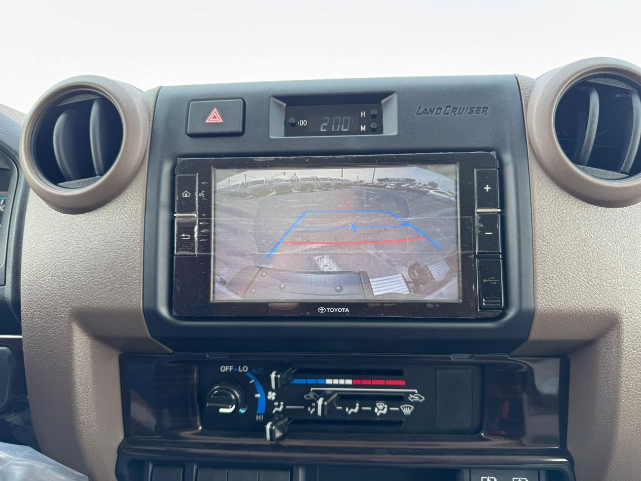 Toyota Land Cruiser 70 LAND CRUISER 76 2025 GCC HARDTOP 5 DOOR 2.8L