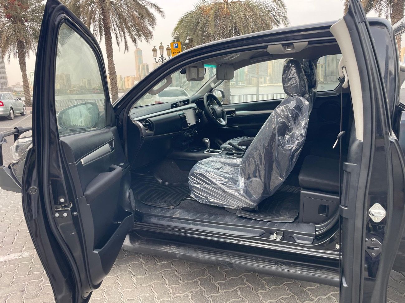 Toyota Hilux SR5 FULL OPTION 4x4 Auto Extra Cab export from Australia