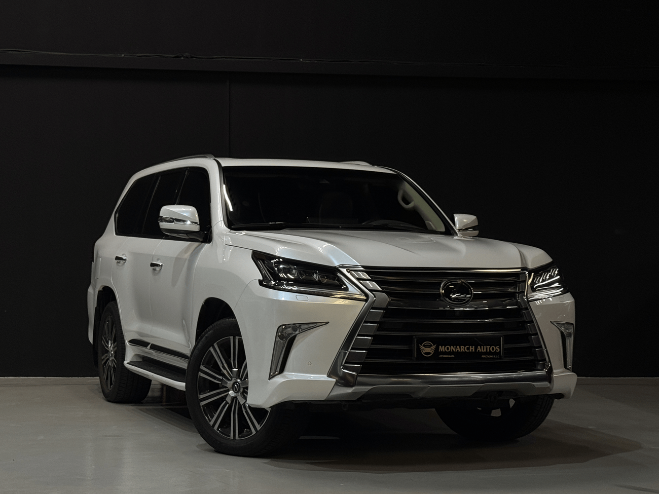 لكزس LX 570 PLATINUM