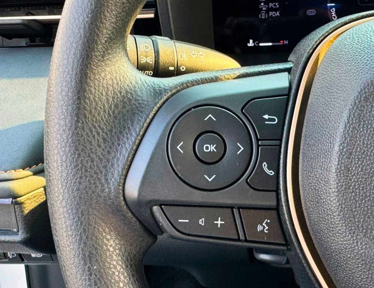 تويوتا كورولا HYBRID ELITE || 1.8L V4 / NEW SHAPE / ROOF MOUNTED CAMERA / READY UNITS (CODE # ELIF)