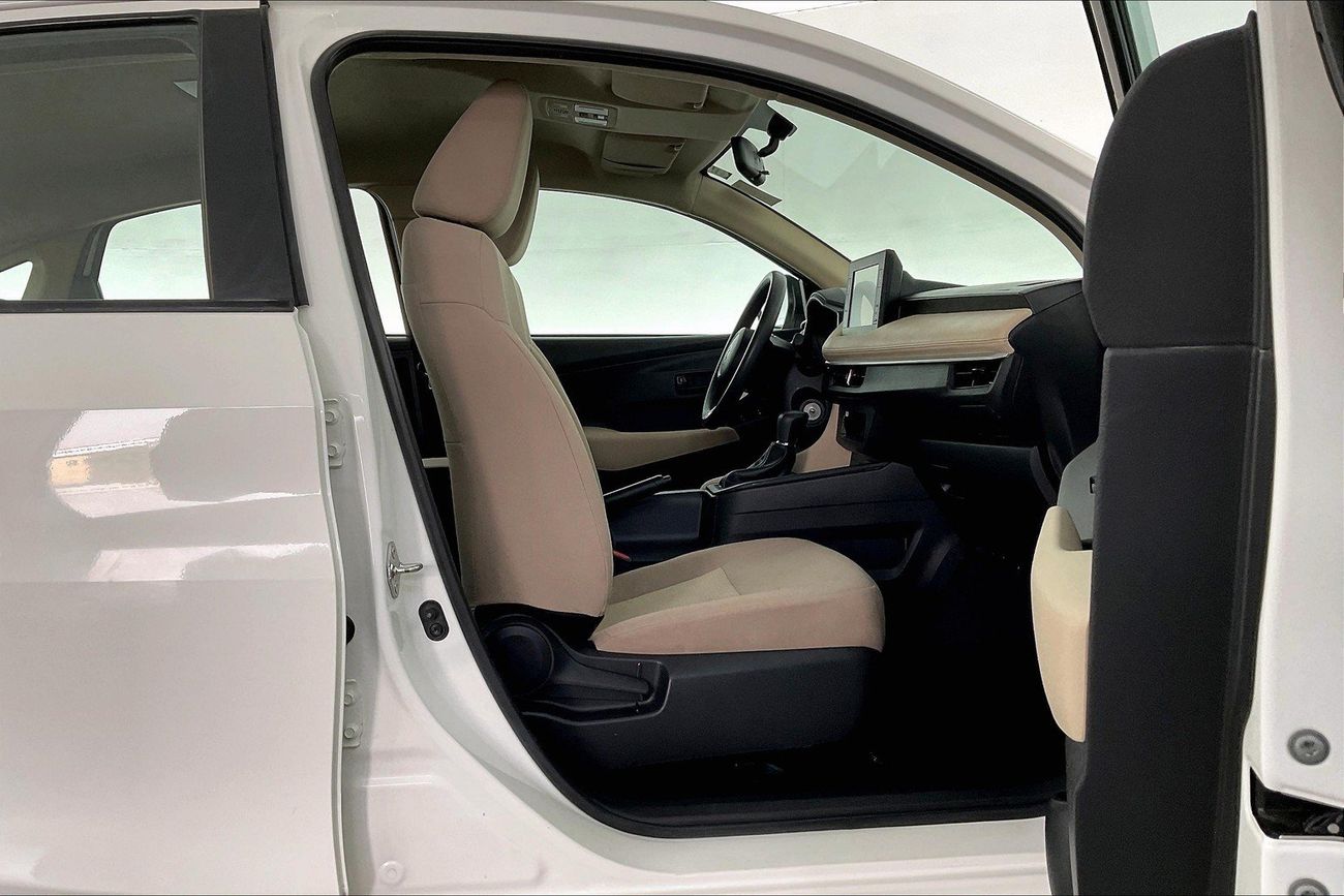 Toyota Yaris E | Guaranteed Warranty | 0 Down Payment