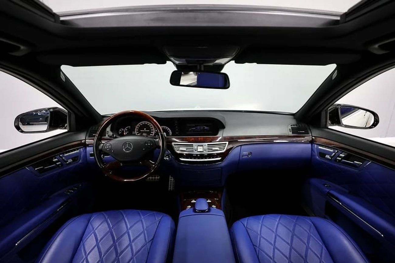 مرسيدس بنز S 350 Upgrade Newest Shape | Maybach Kit | GCC | Perfect Condition Ref#A314640