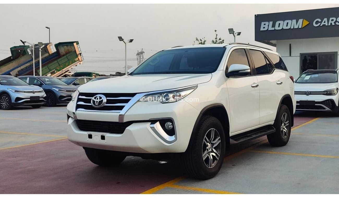 Toyota Fortuner 2017 Toyota Fortuner EXR (AN150), 5dr SUV, 2.7L 4cyl Petrol, Automatic, Four Wheel Drive