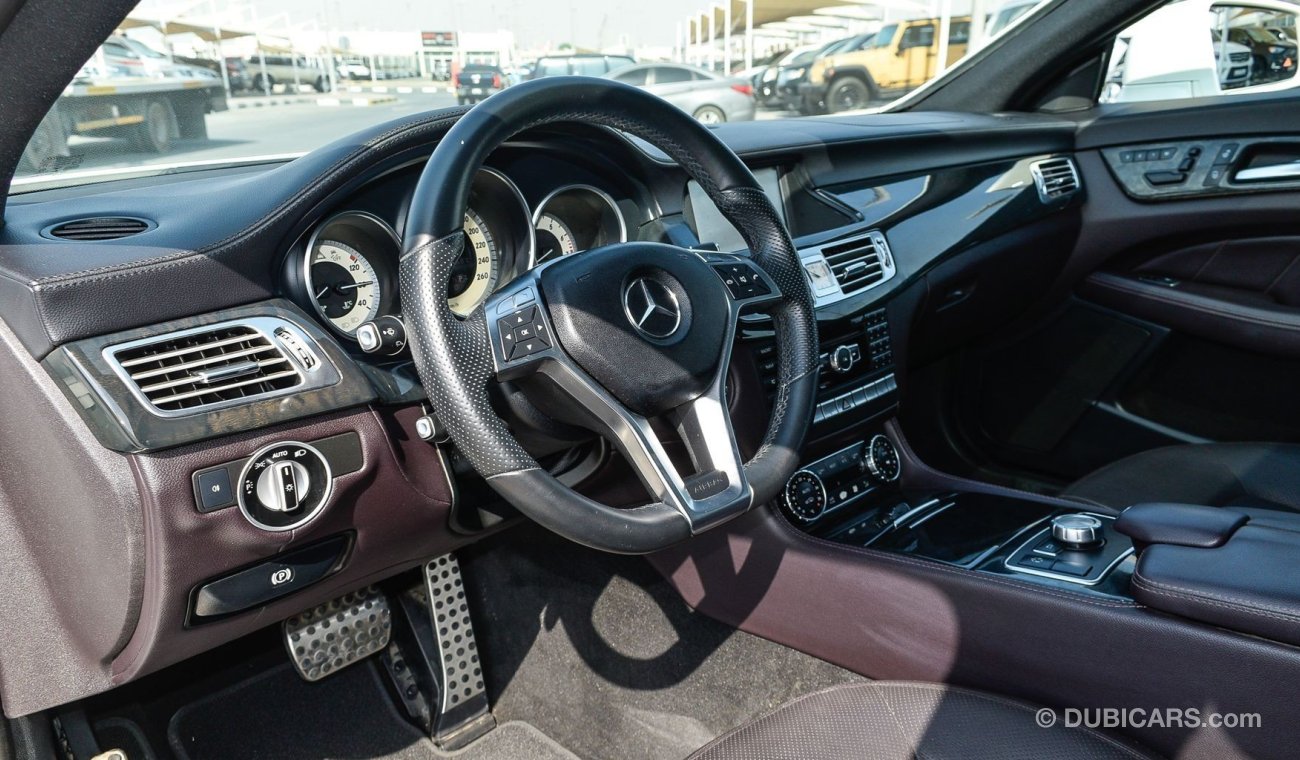 Mercedes-Benz CLS 350 With CLS 500 Badge