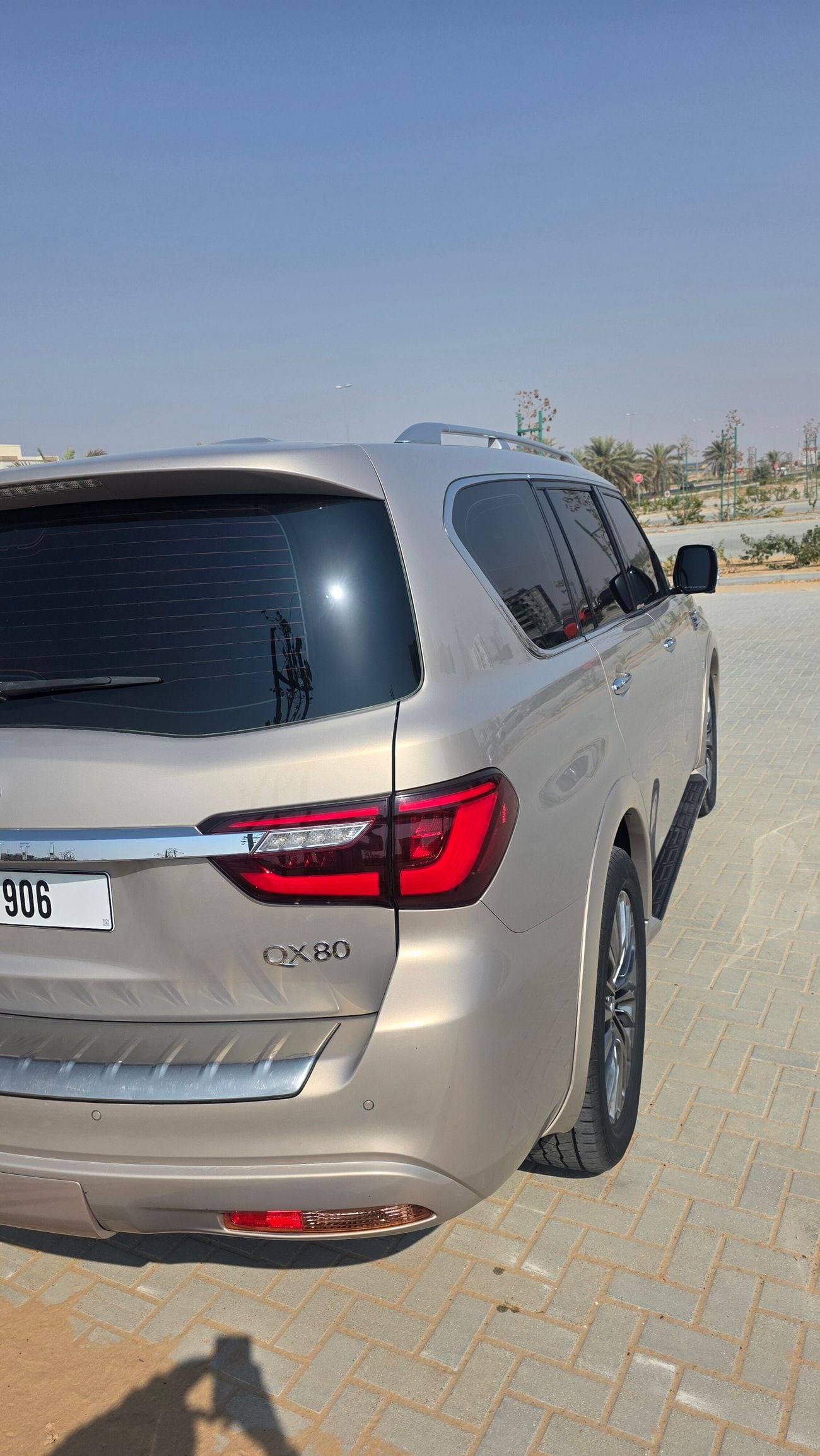 Infiniti QX80 LUXE SENSORY PROACTIVE