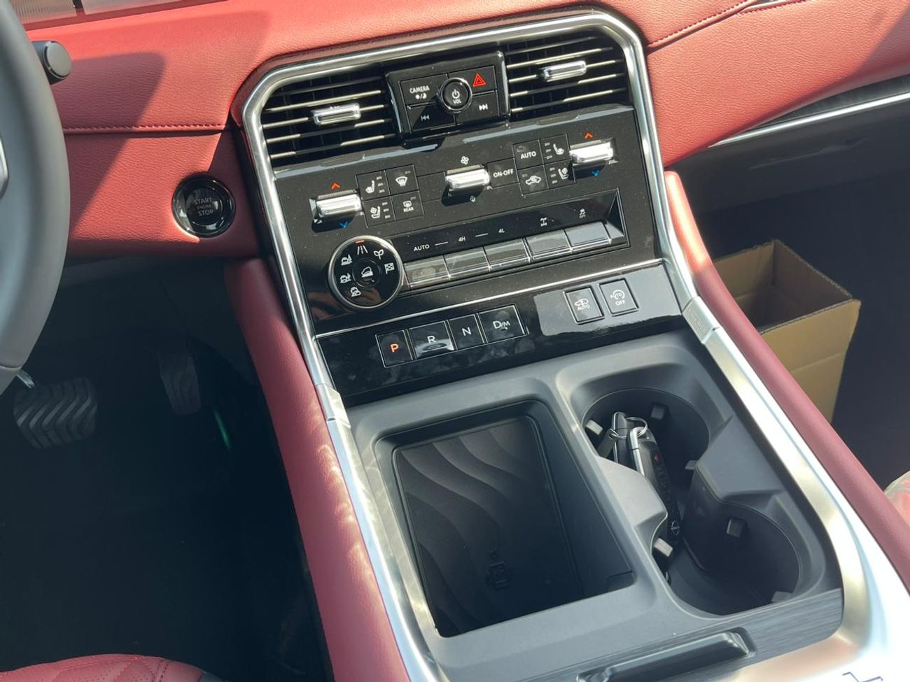 Nissan Patrol Nissan Patrol Platinum 3.5L Turbo – 2026 Model