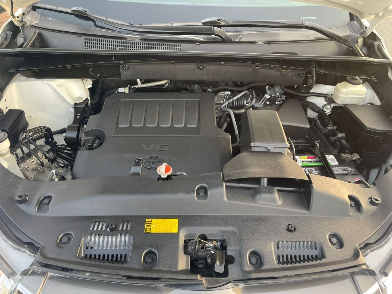 Toyota Highlander 2016 Toyota Highlander LE MidOption+ 3.5L V6 - AWD 4x4 - Side Step - 7 Seater - Trunk Auto -