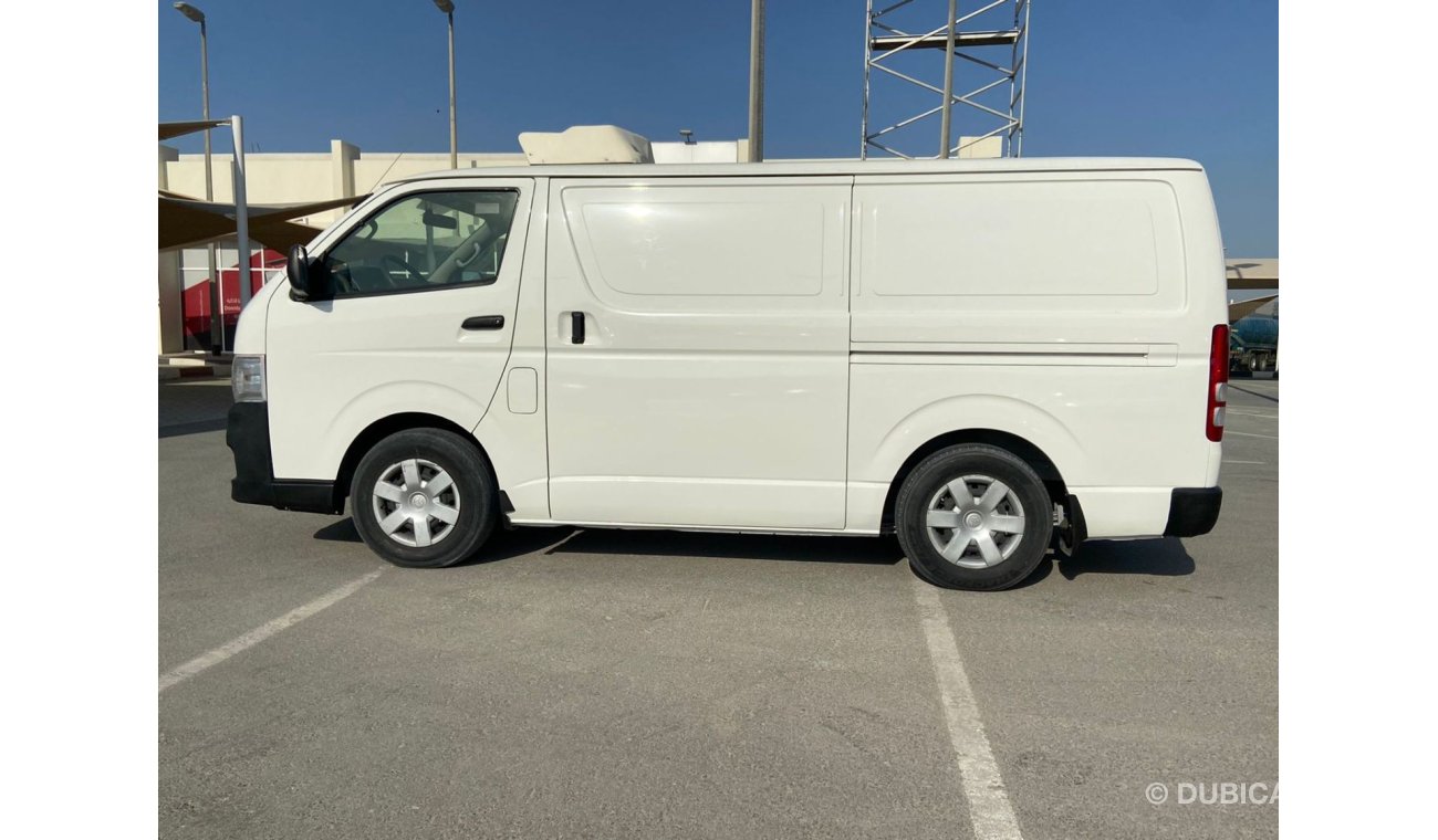 Toyota Hiace Toyota hiace 2013 chelr g cc good condition