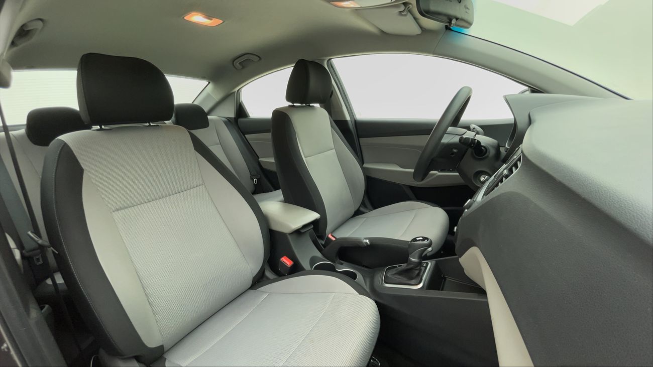 Hyundai Accent SMART 1.6 | Zero Down Payment | Home Test Drive