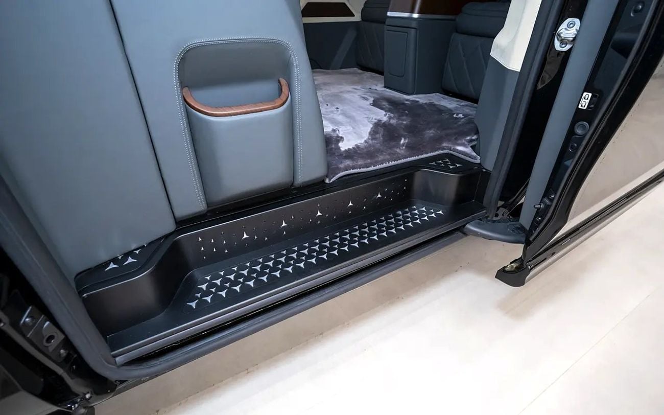 Mercedes Benz V300 300