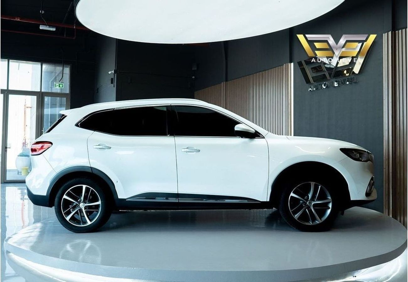 MG HS Comfort 2.0L MG HS Trophy 2022 - 7 Years warranty + 7 Years Service Contract