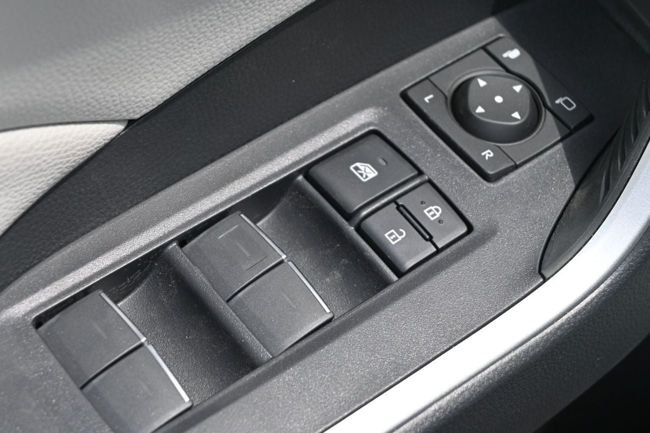 Toyota RAV4 2.5L Adventure, Leather Seat, Electric Seat, Radar, Panoramic Roof Model 2025 Saudi Specs