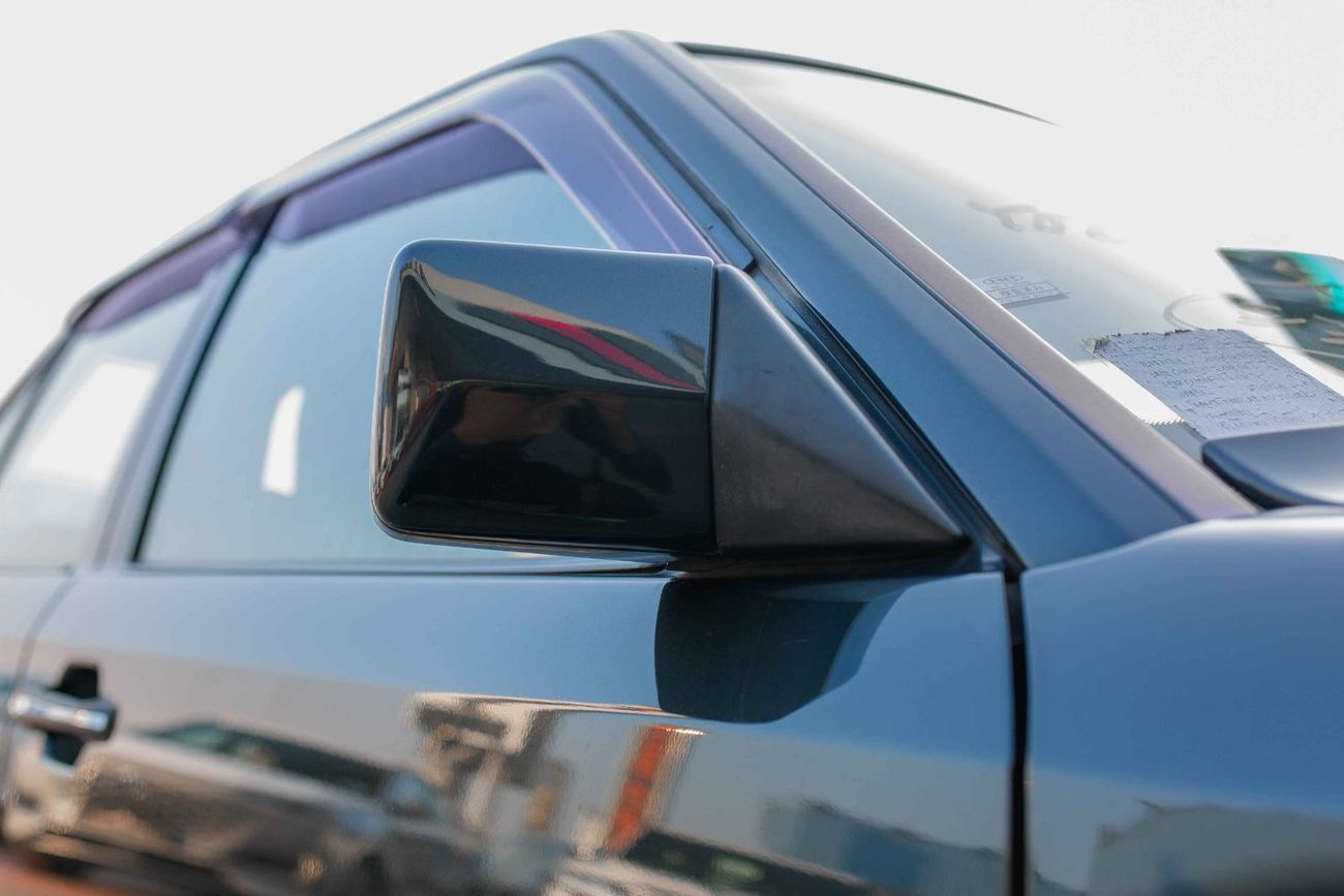 Mercedes-Benz E300 Mercedes-Benz E300