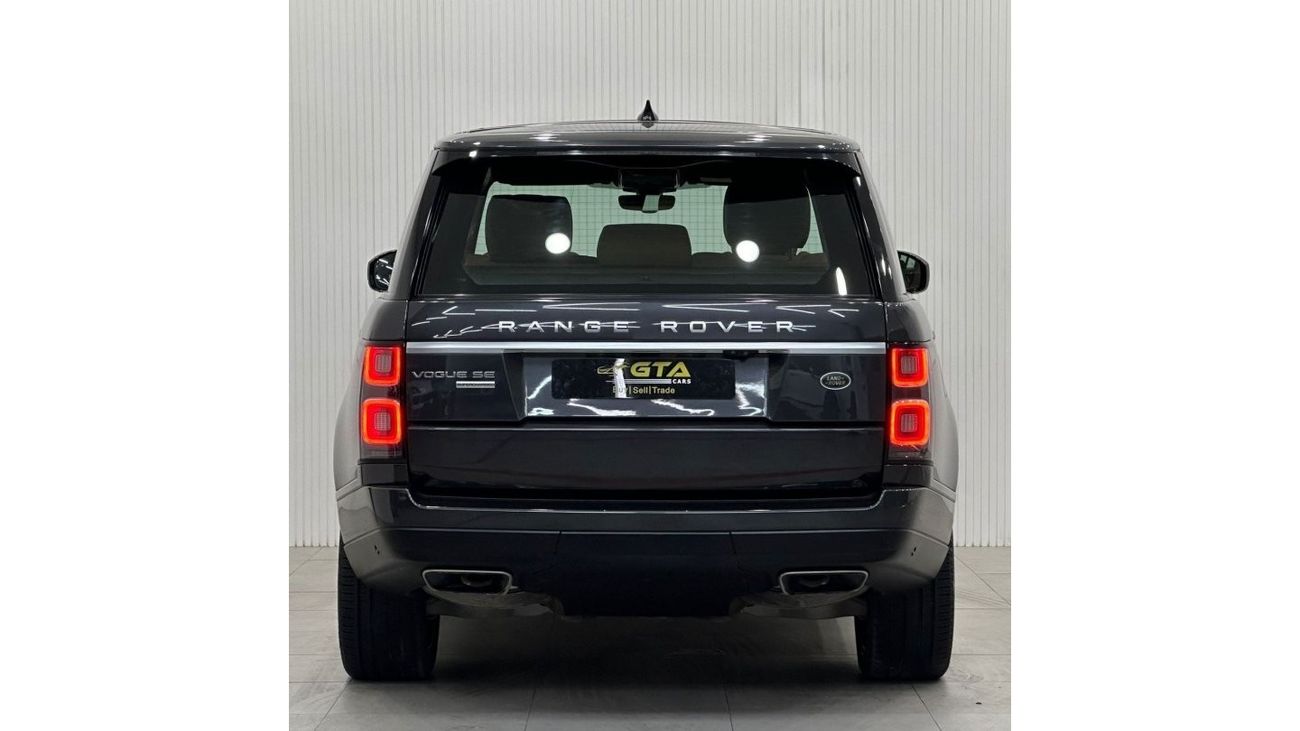 Land Rover Range Rover 2018 Range Rover Vogue SE Supercharged, Warranty, Full Service History, Fully Loaded, GCC