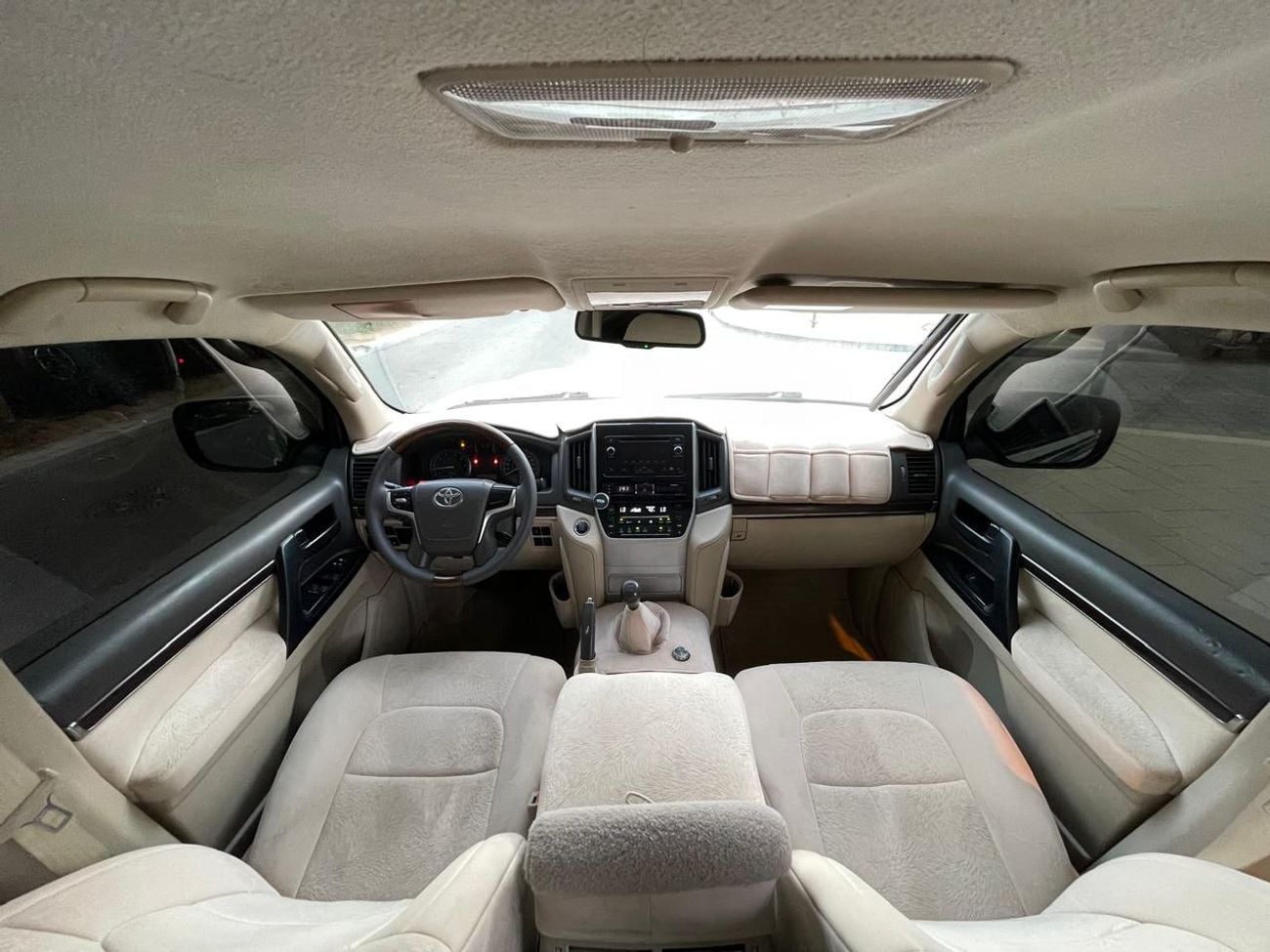 Toyota Land Cruiser GXR
