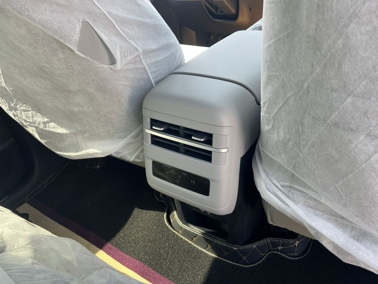 BYD Leopard Titanium 7 BYD LEOPARD 7