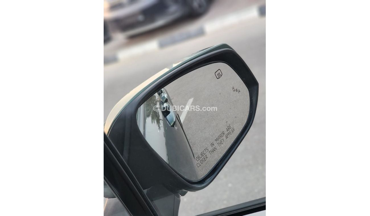 Toyota Sienna Toyota Sienna XLE Hybrid Green Full Option