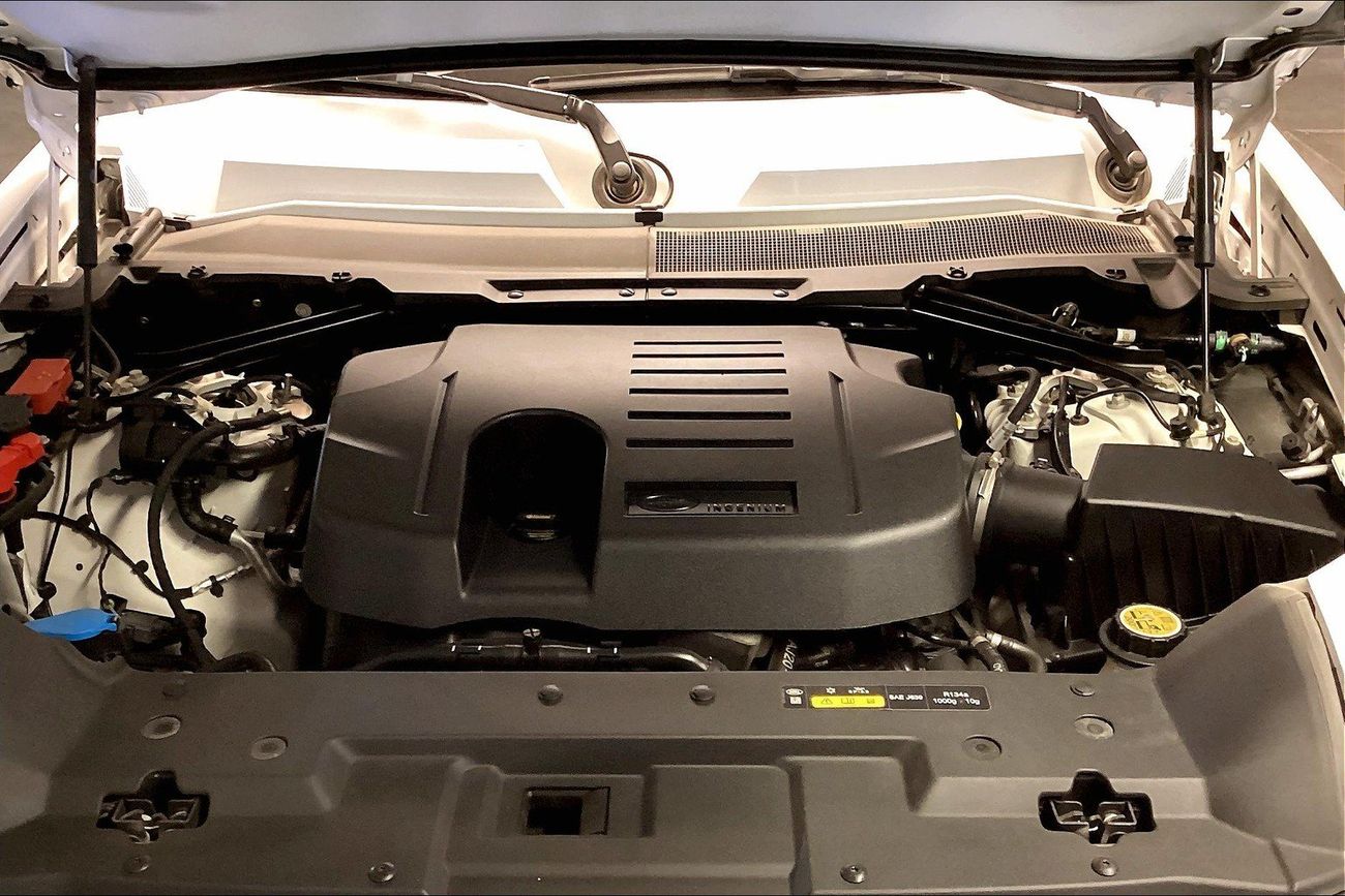 Land Rover Defender P400 110 HSE | Guaranteed Warranty | 0 Down Payment