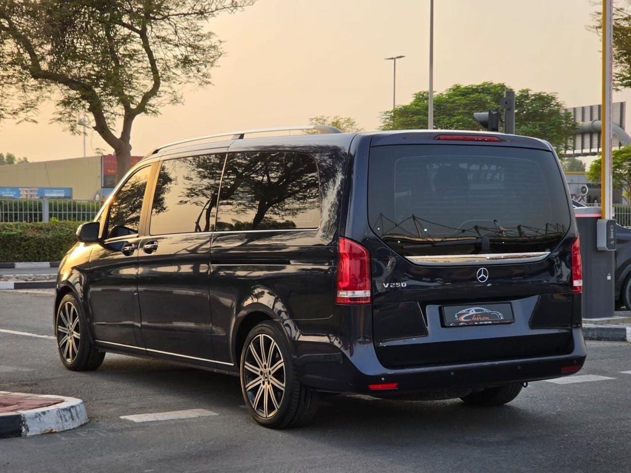 Mercedes Benz V 250 AVANTGARDE LWB