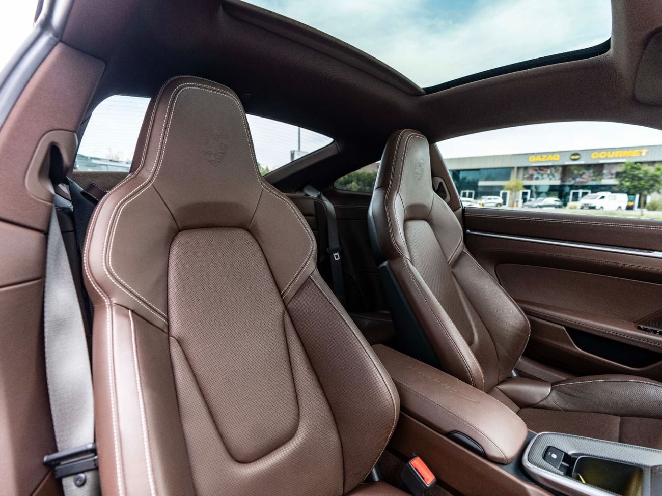 Porsche 911 Carrera 3.0L (444 HP) Coupe