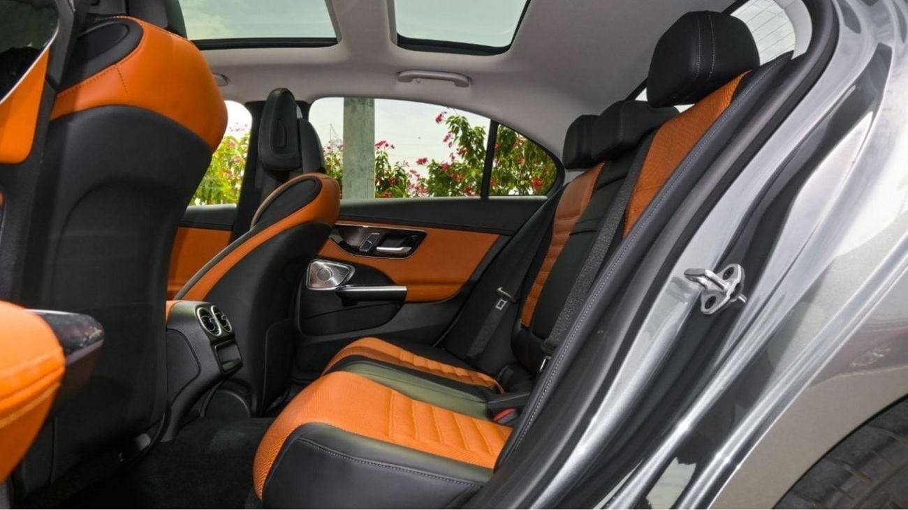 مرسيدس بنز C 300 Std Perfect Condition | Mercedes-Benz C300 2.0L | Panorama 360 degree cameras, With Warranty  | 2022