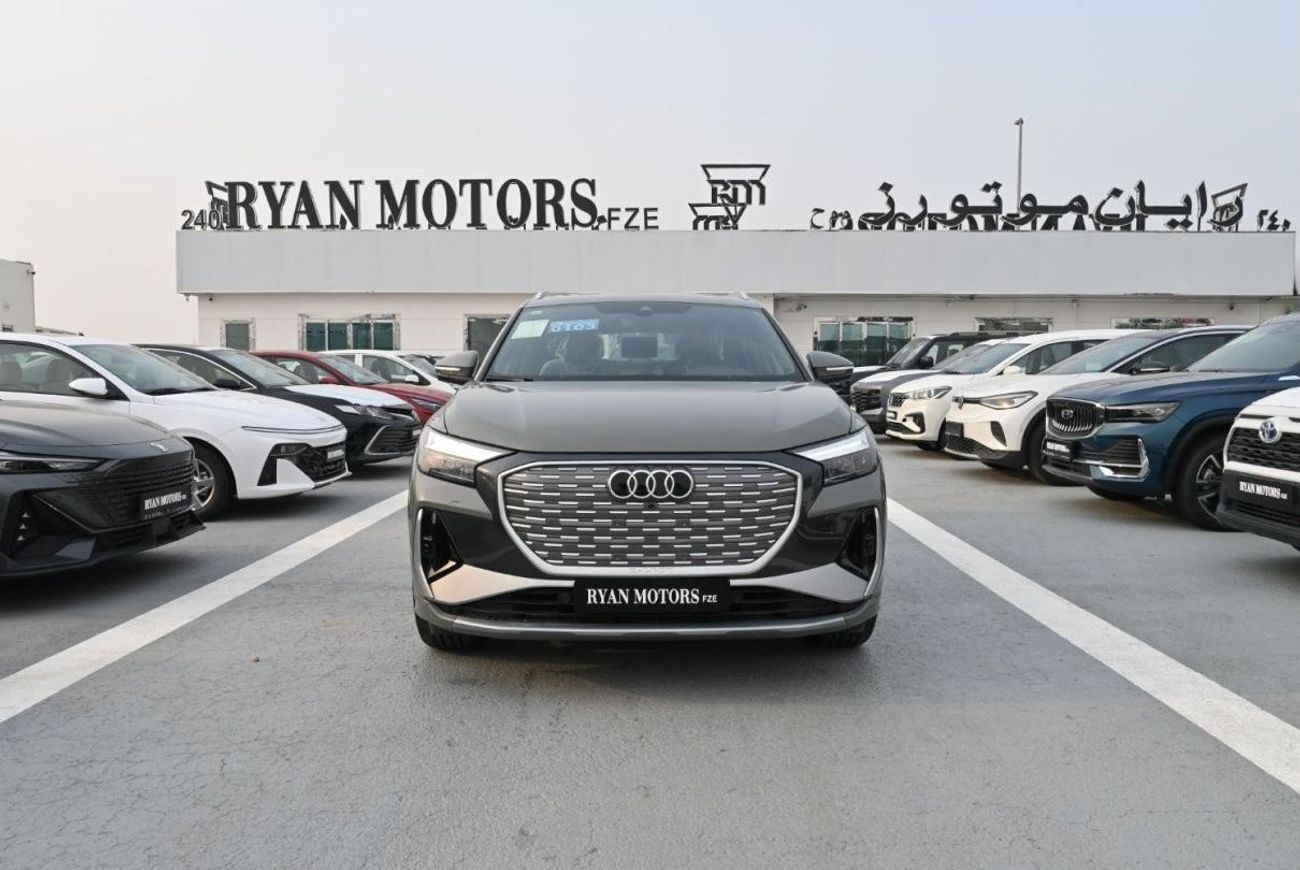 أودي اي ترون Audi Q4 High 40 E-Tron Color Grey Model 2024