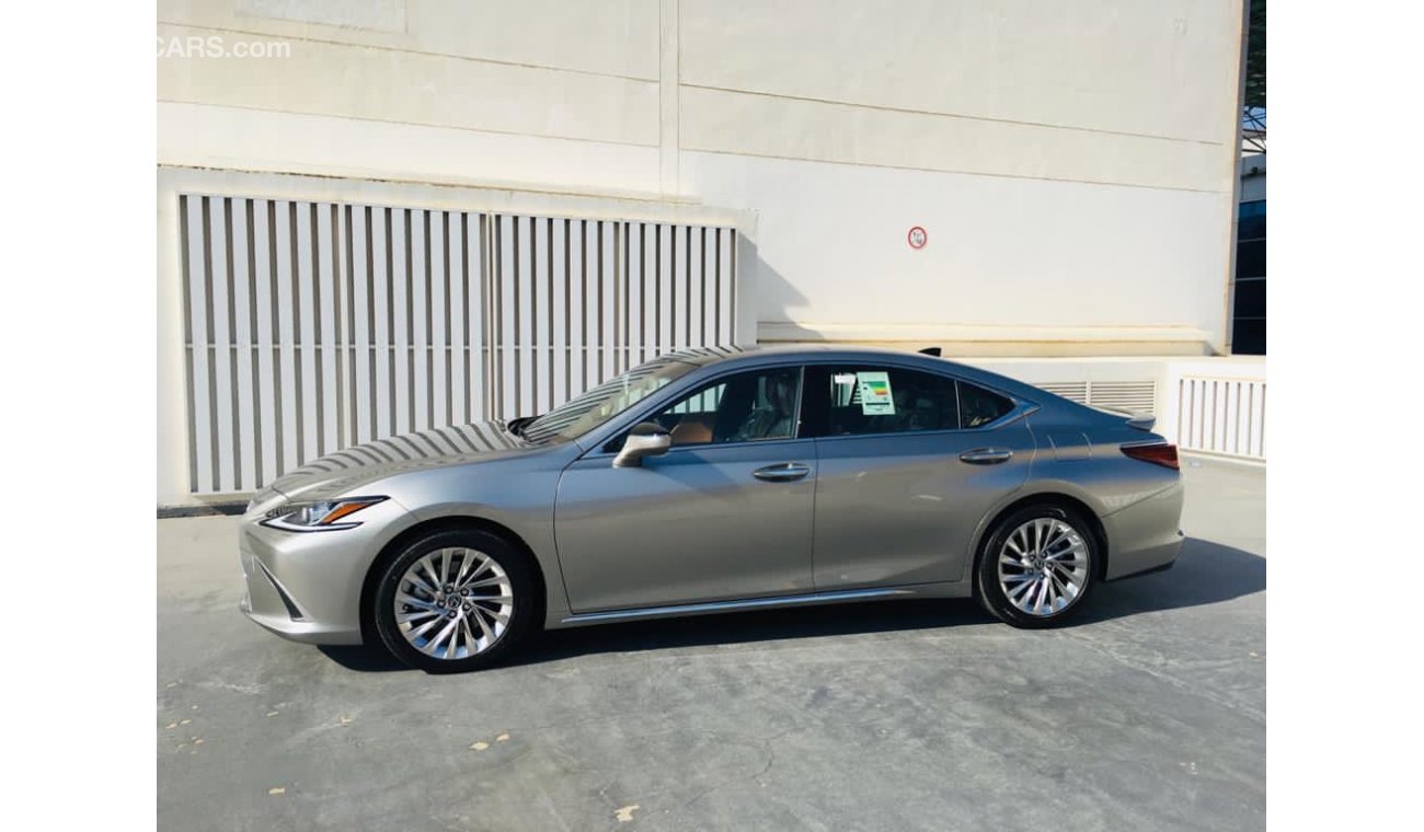 Lexus ES350 Model 2021 Panorama / BlindSpot ( Warranty 4 Years / 100,000 K.M ) HOME DELIVER