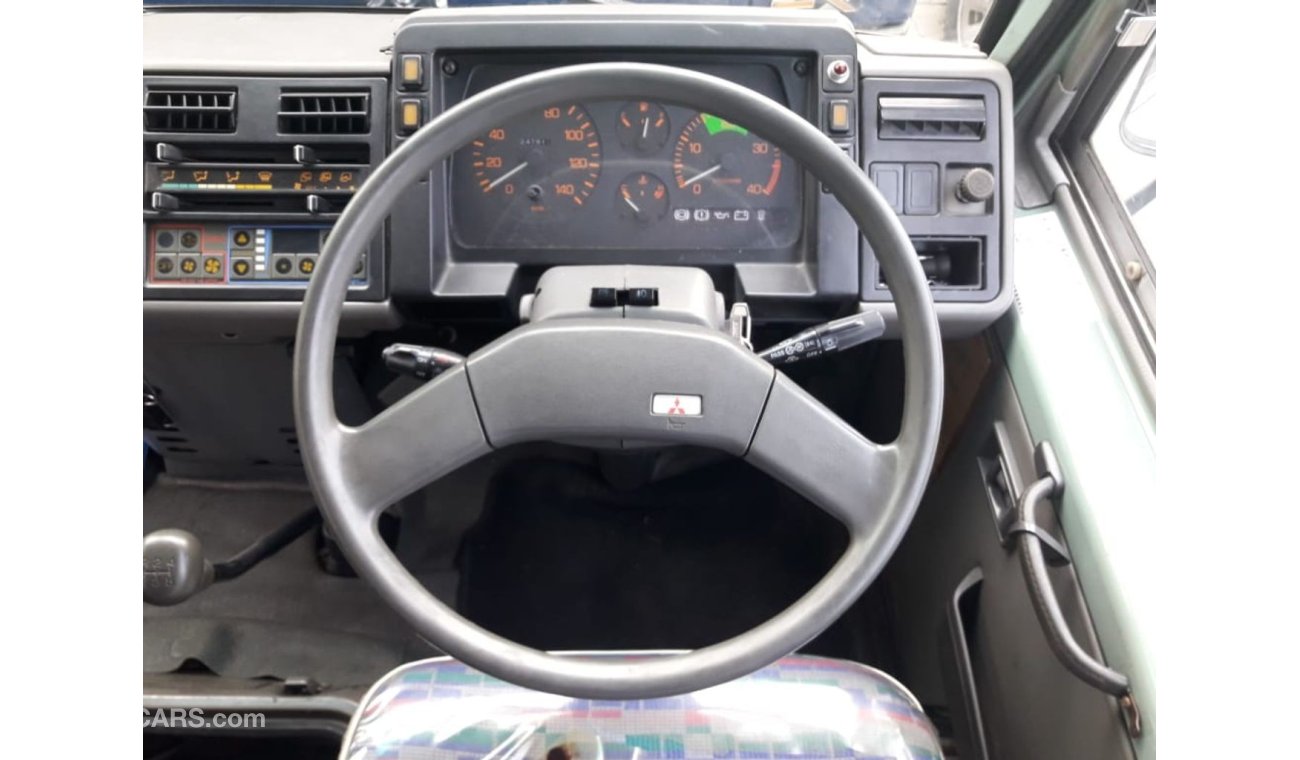 Mitsubishi Rosa Mitsubishi Rosa RIGHT HAND DRIVE (Stock no PM 427 )