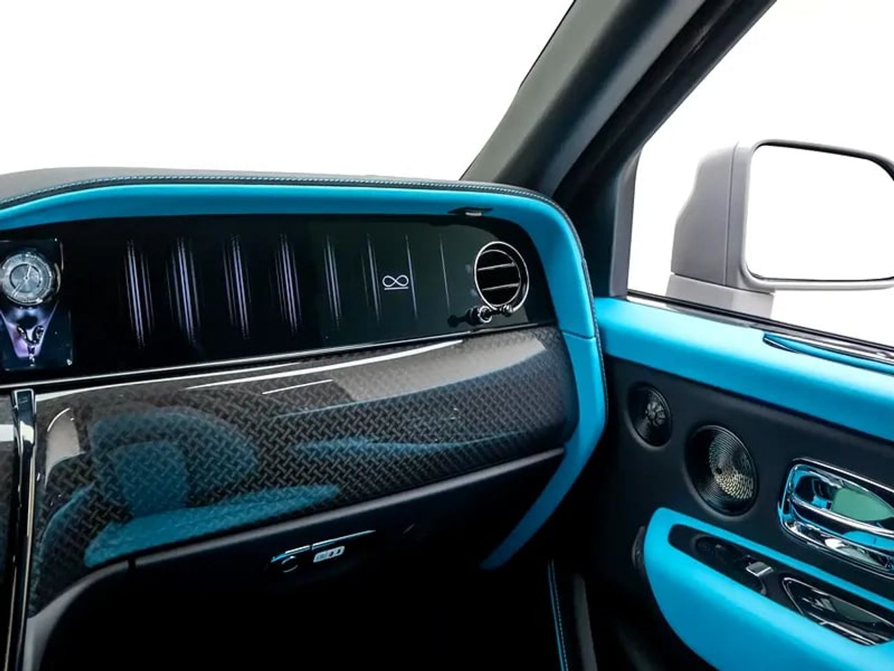 رولز رويس كولينان Black Badge