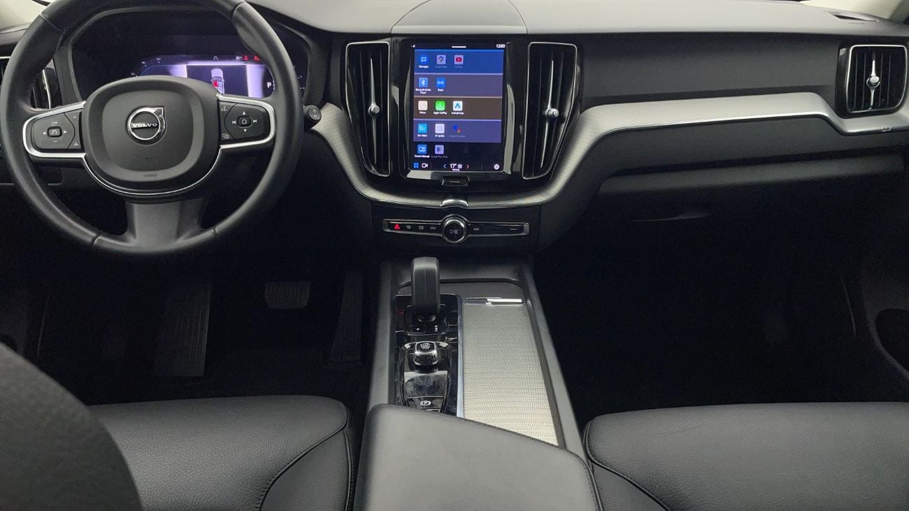 فولفو XC 60 2L 2023 | 0 DP | 1561/Month | 30 Day Return | Service History