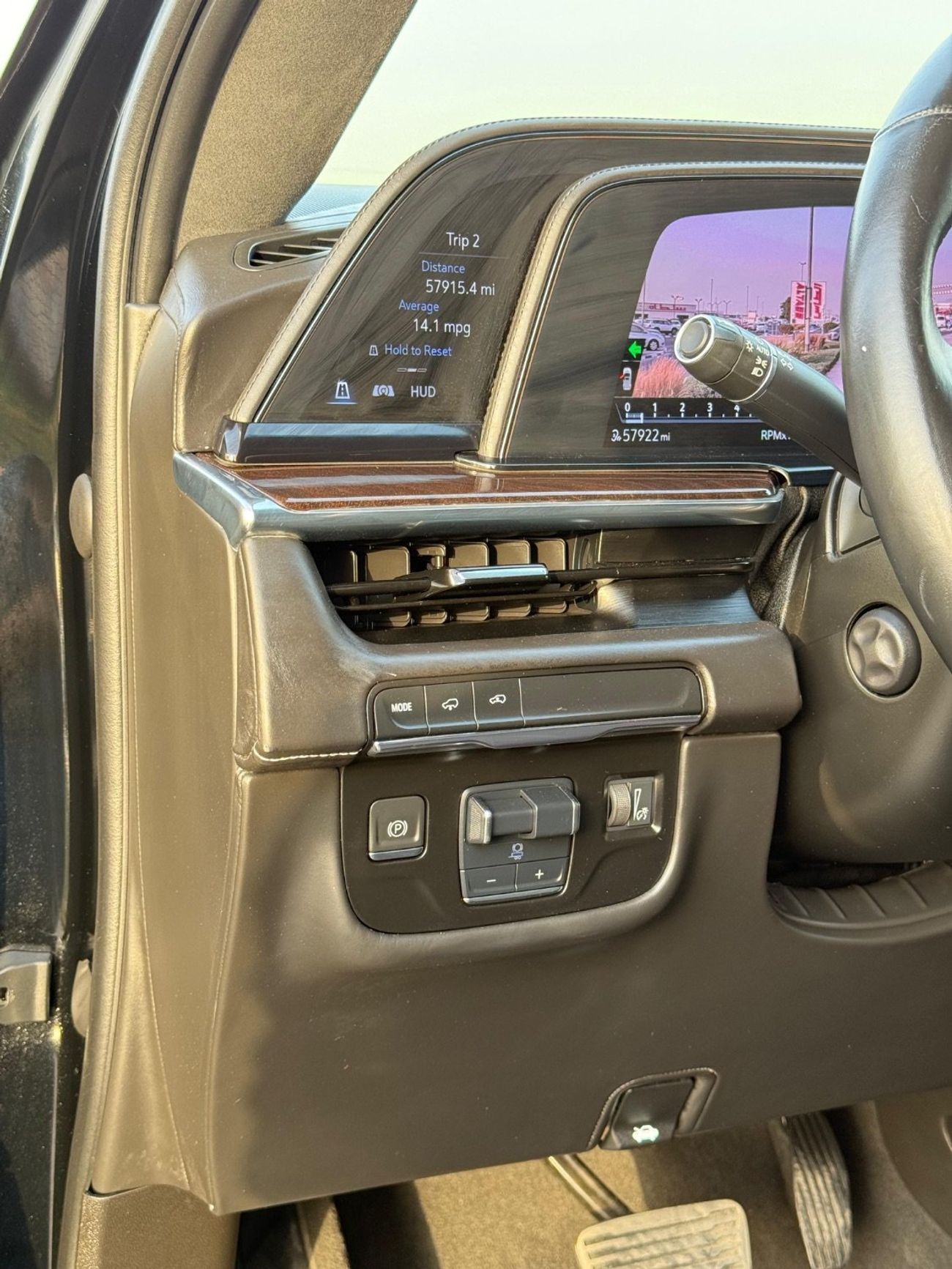 Cadillac Escalade ESV Premium Luxury platinum
