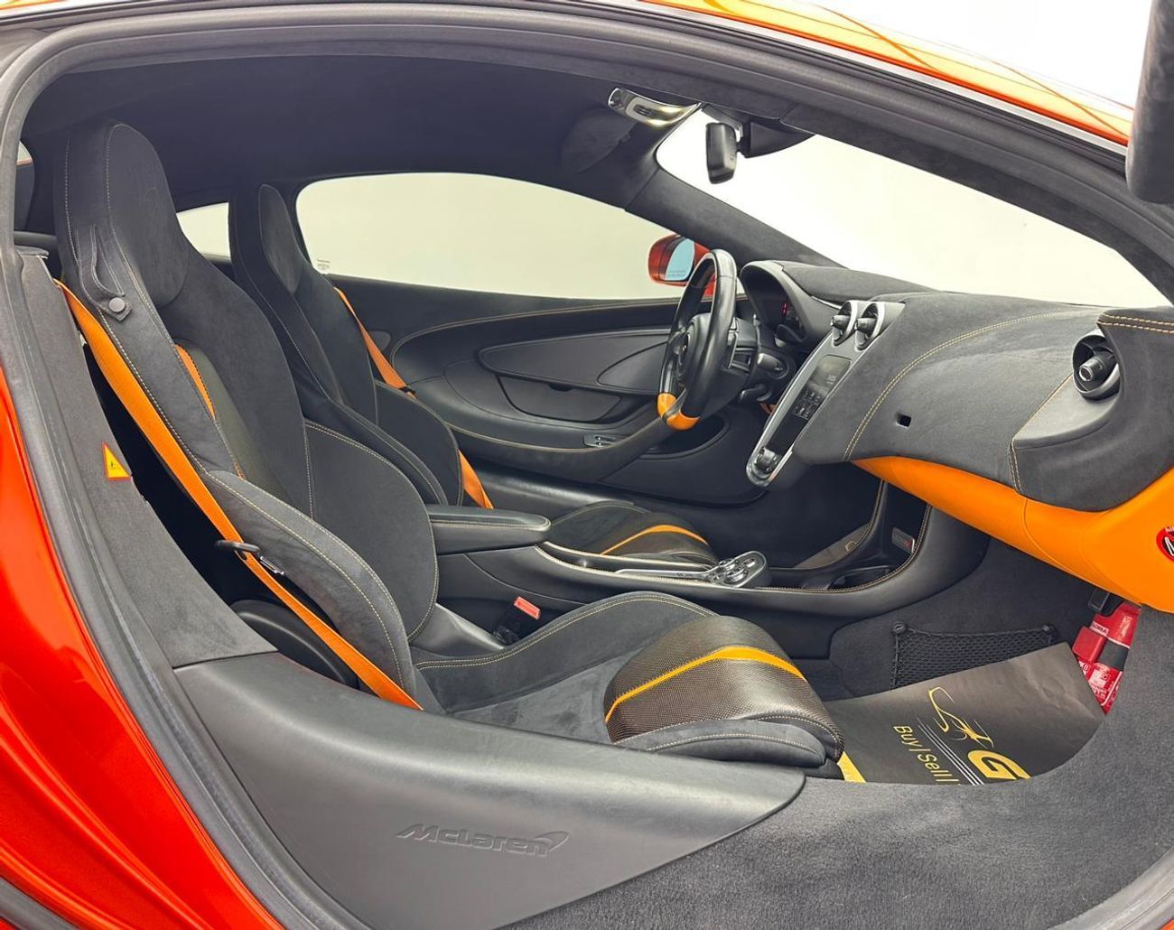 McLaren 570S 2017 McLaren 570s, Full Service History, Excellent Condition, GCC