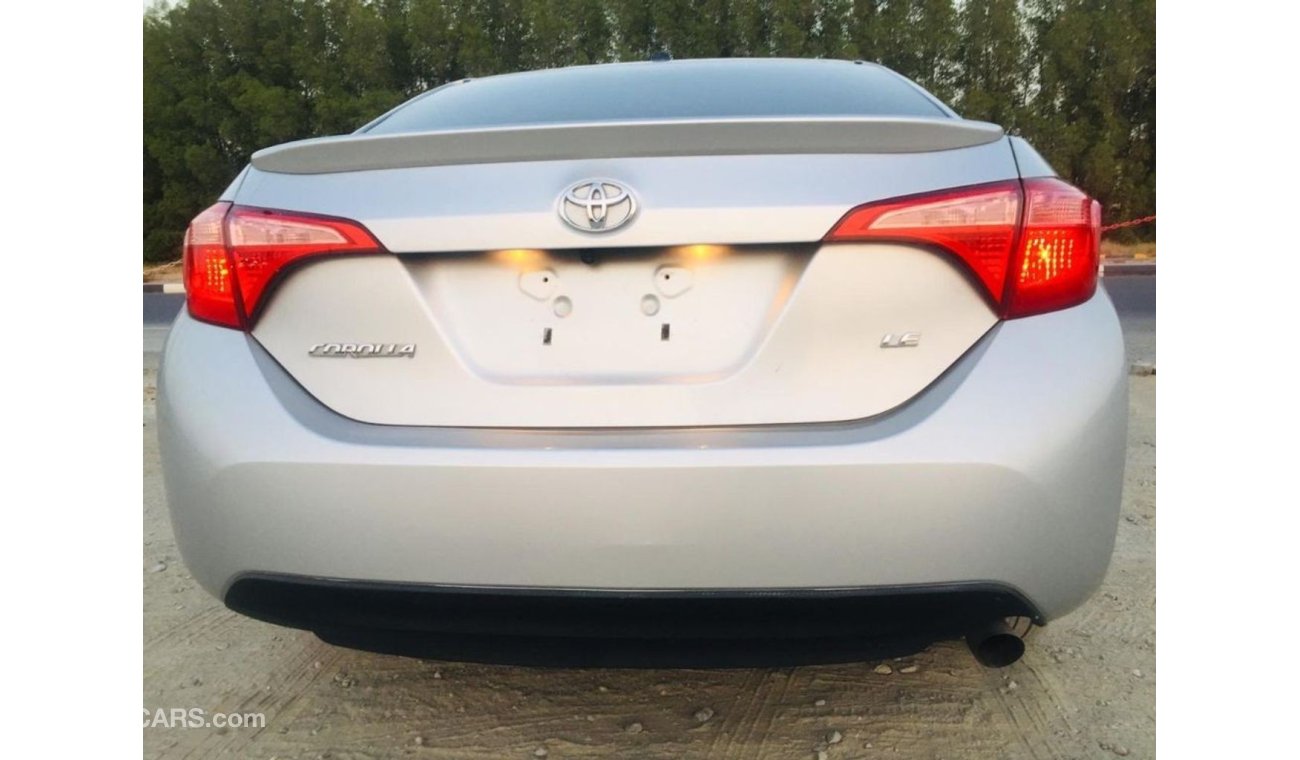 تويوتا كورولا 2019 with Sunroof For Urgent Sale