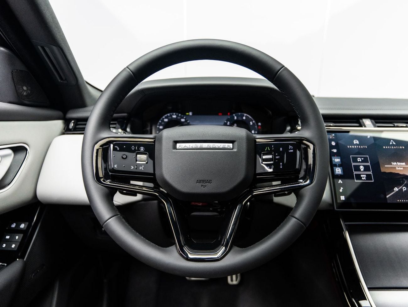 لاند روفر رينج روفر فيلار R-DYNAMIC S BUY NOW, PAY 2027 | THE BLACKLINE STANDARD | 2031 Land Rover Warranty & Service Contract