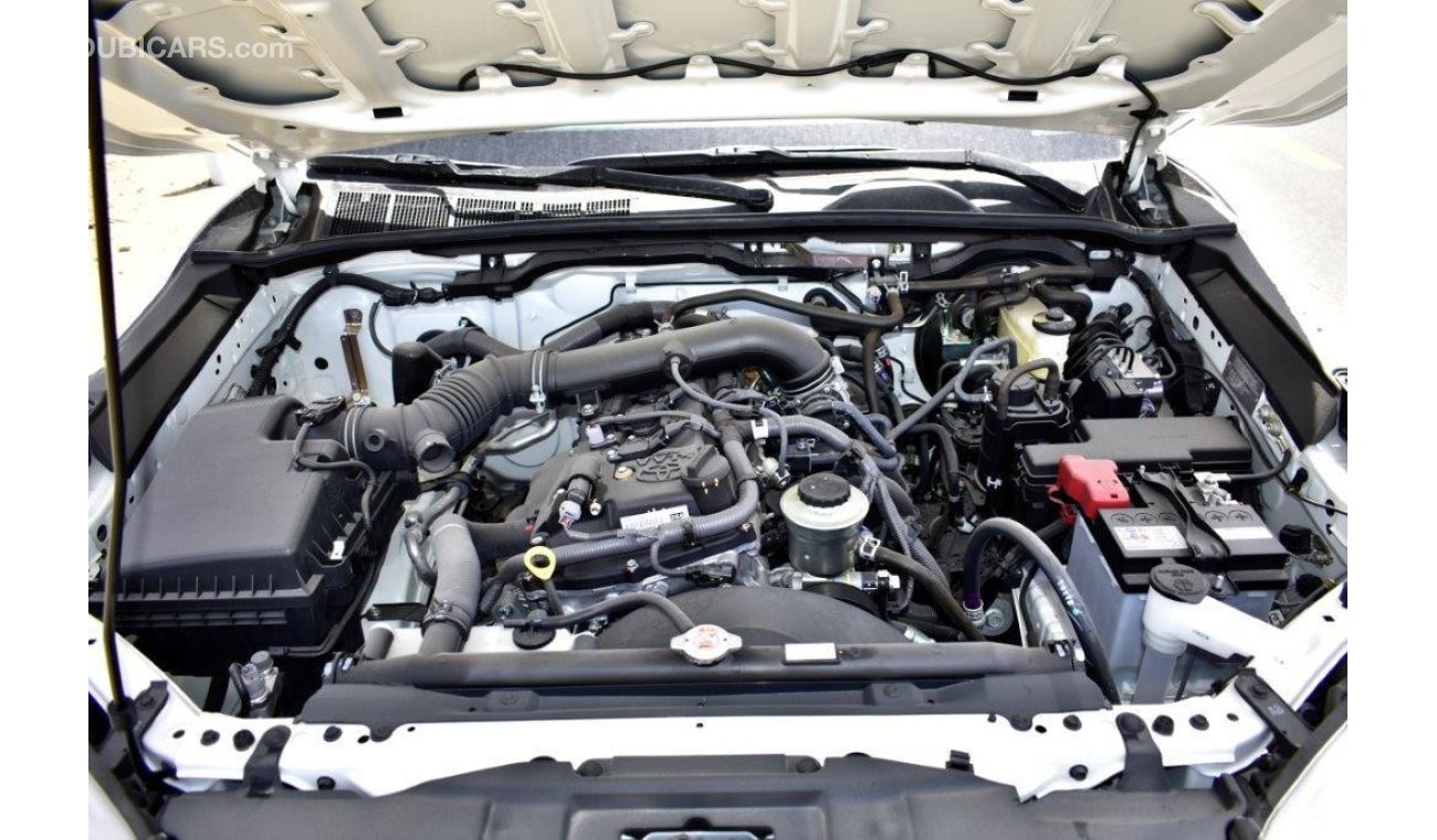 Toyota Hilux 4x4 PETROL MANUAL GER