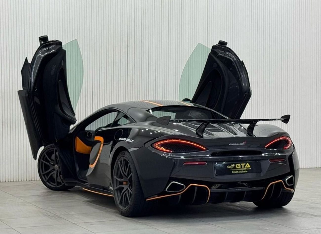 McLaren 570S 2018 McLaren 570S MSO 1 of 10, Num 8, Agency Warranty 09/25, Full Service History, GCC