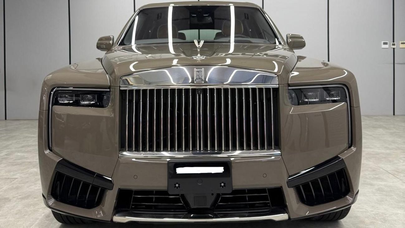 Rolls Royce Cullinan Brand New | European Specs | Special Exterior & Interior Colors