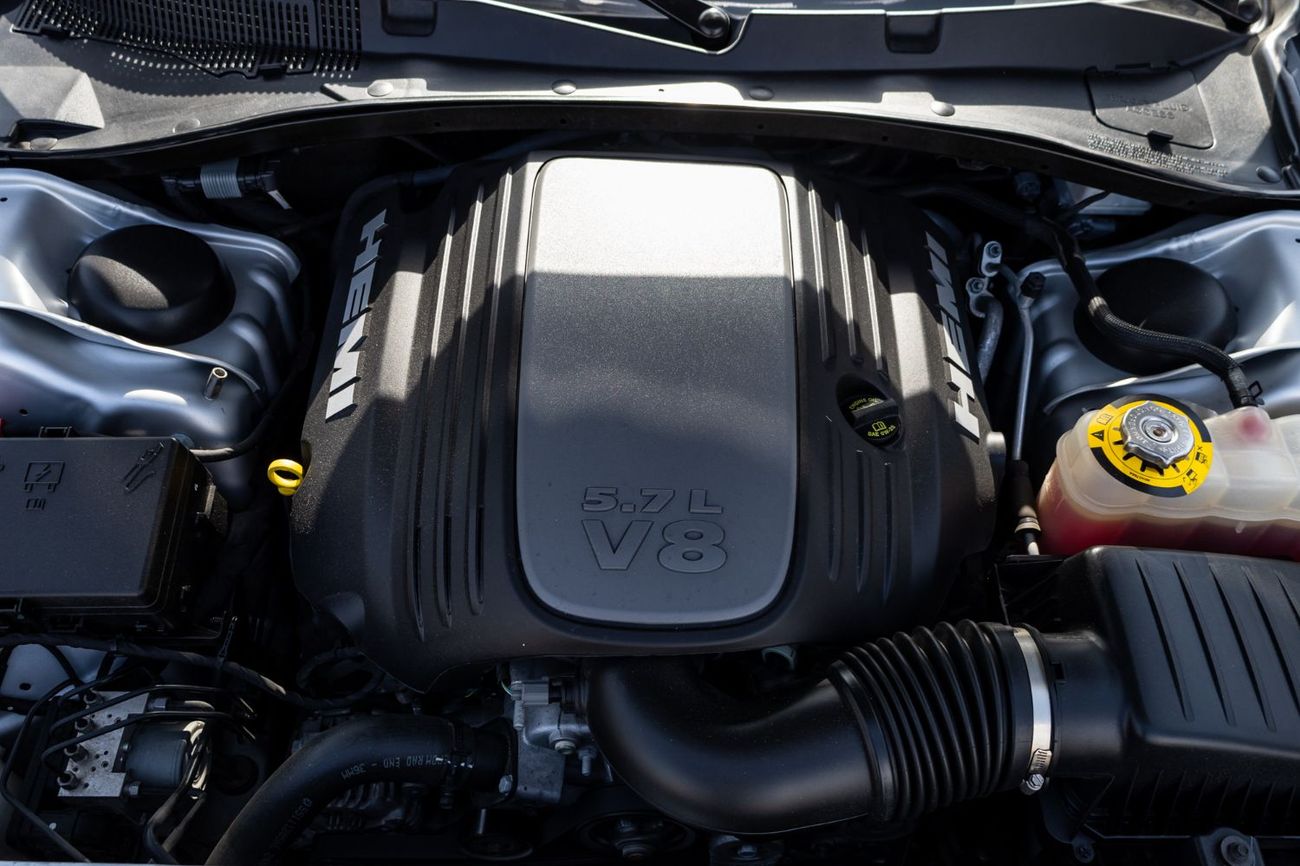 Dodge Charger R/T 5.7L