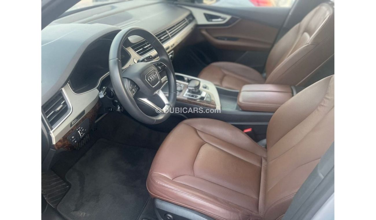 Audi Q7 45 TFSI quattro Luxury Plus Audi Q7 TFSI QUATTRO 45 SLINE _GCC_2016_Excellent Condition _Full option