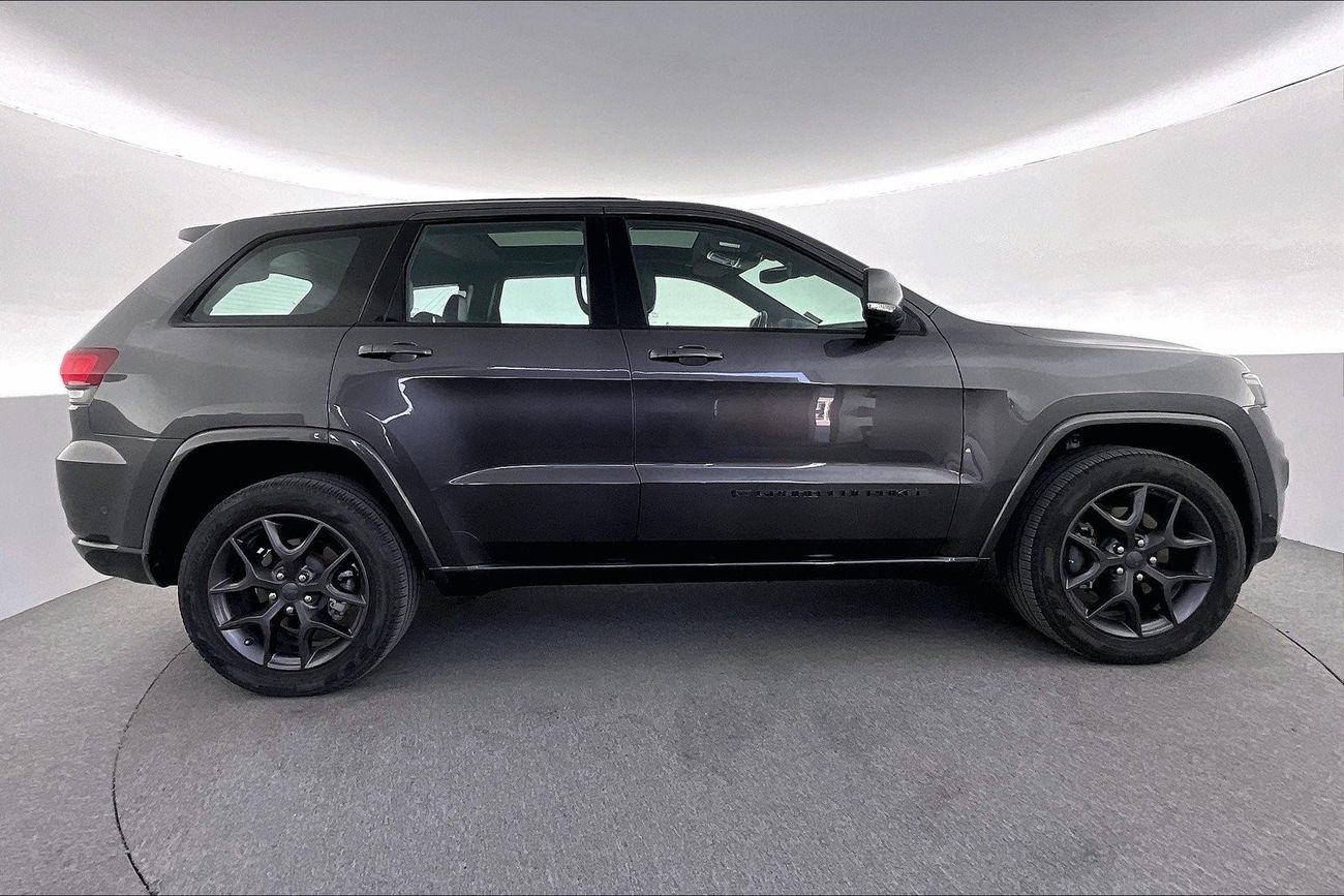 جيب جراند شيروكي 80th Anniversary Edition | شامل الضمان | 0 ﺪﻔﻋﺓ ﺃﻮﻟﻯ