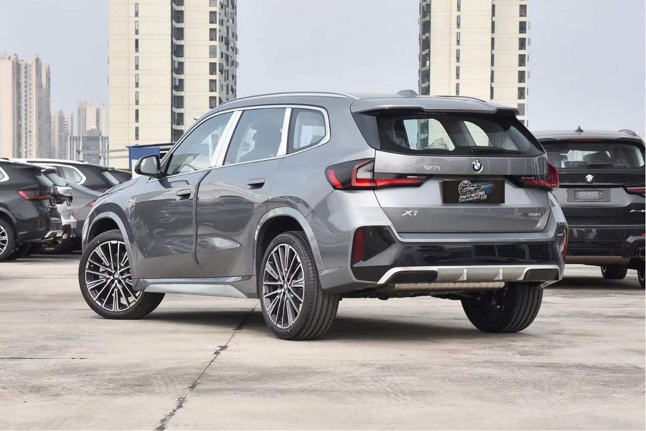 بي أم دبليو X1 xDrive25Li M Sport Package