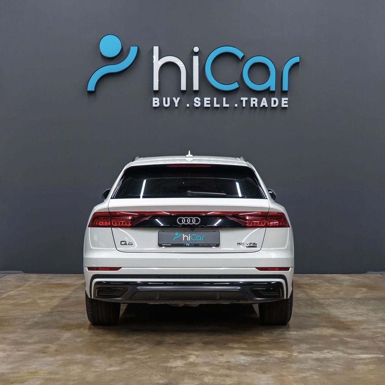 أودي Q8 55 TFSI quattro S-Line 3.0L (340 HP) AED 2,490 pm • 0% Downpayment • Audi Q8 55 TFSI S-Line • 1 Year