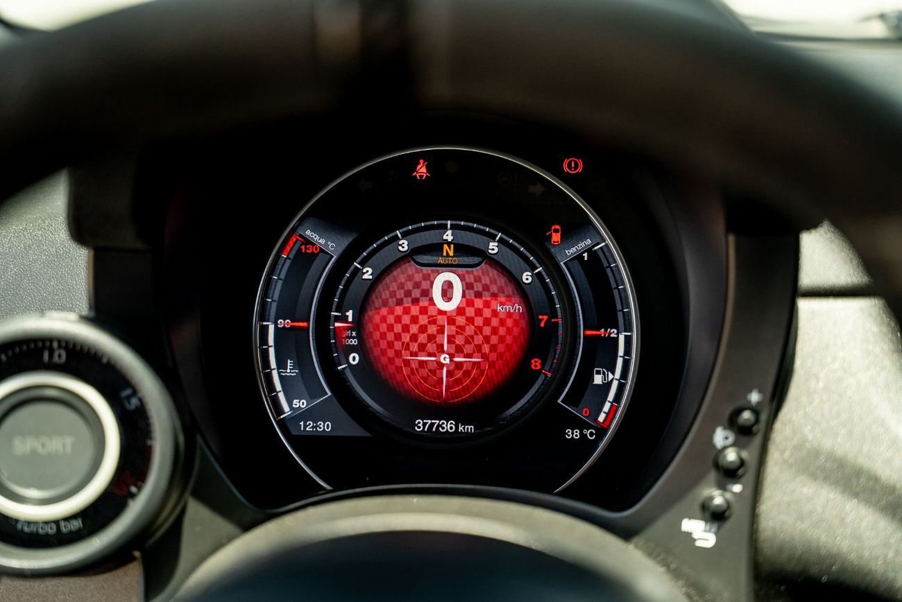 أبارث 595 Competizione Agency Warranty Full Service History 2021 GCC 1.4L Turbo 4 Cylinders