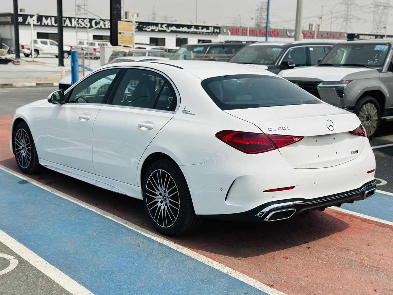 Mercedes-Benz C 200  TRIMS