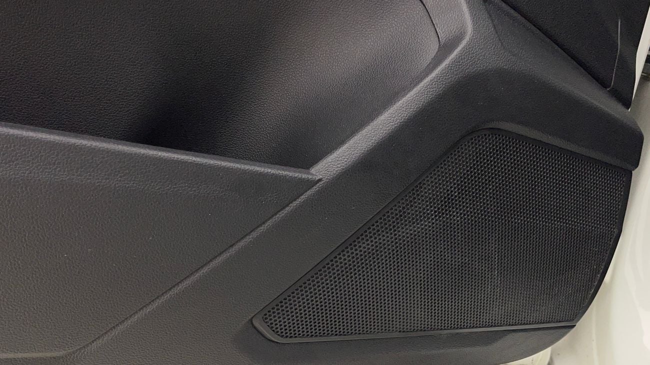 فولكس واجن T ROC 2021 TREND | AED 679/Month | 0 DP | 30 Day Return | Warranty | Service History